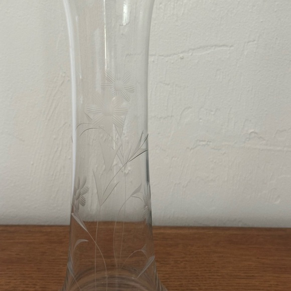 Vintage Clear Glass Etched Fluted Vase - Home Accents - Picture 3 of 5
